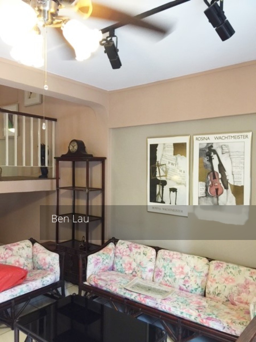 Blk 323 Jurong East Street 31 (Jurong East), HDB Executive #125250682